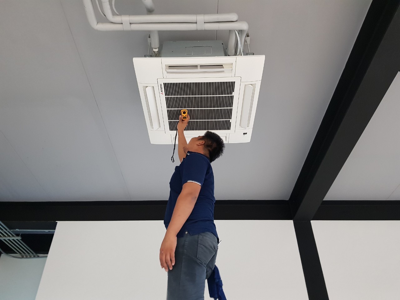 รับล้างแอร์ระบบ VRV VRF ราคาประหยัด